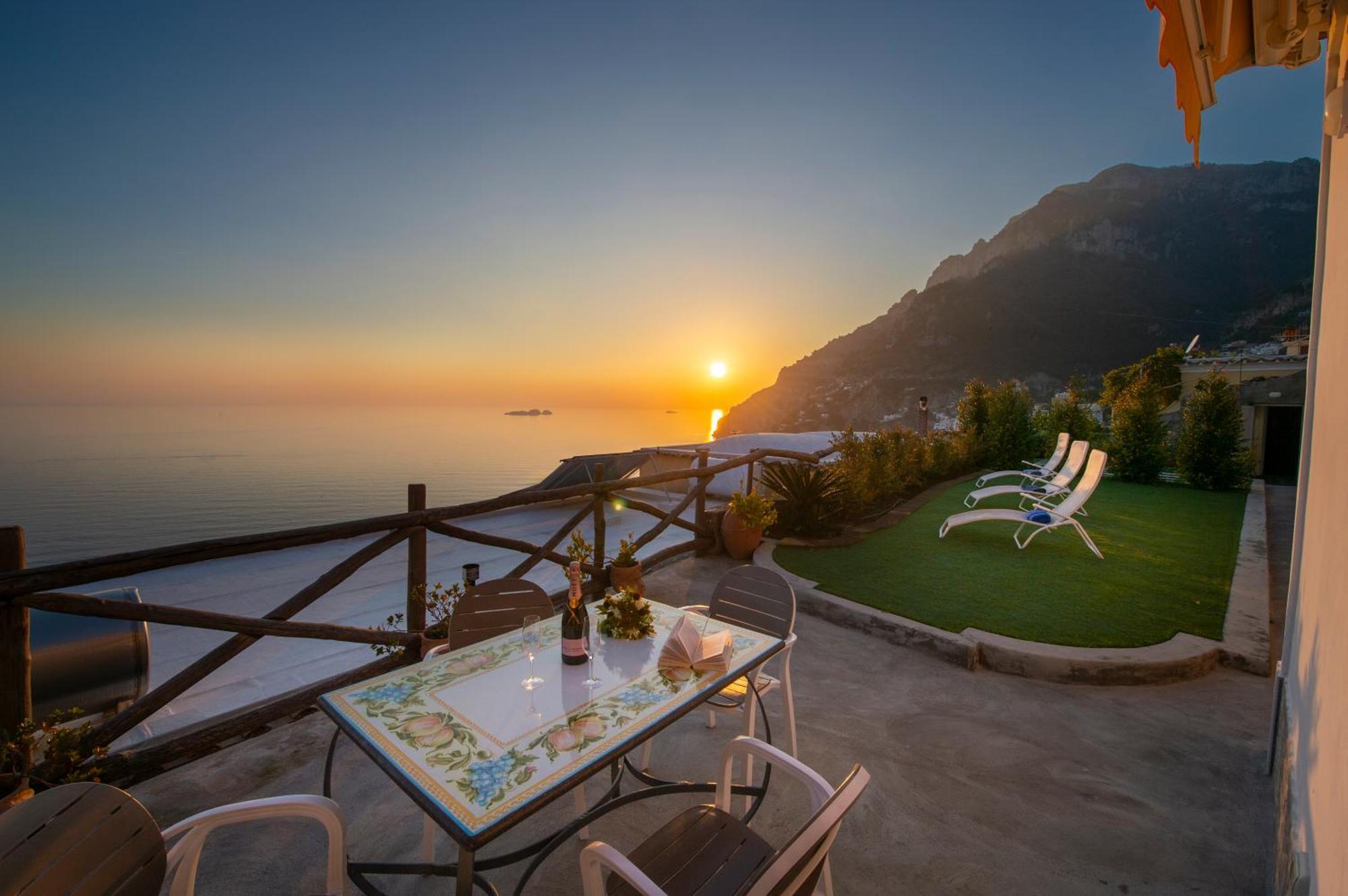 Aria Di Mare,Near Elevator, Few Steps, Parking, Garden Daire Positano Dış mekan fotoğraf